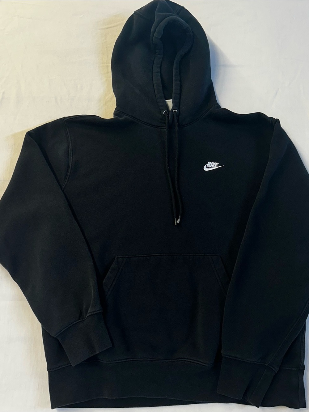Nike Black Pullover Hoodie - Classic Logo